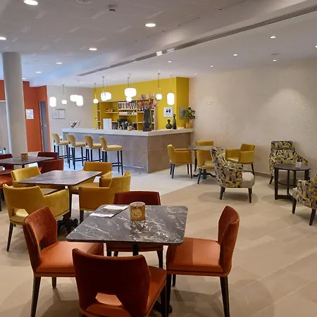 Aparthotel Domitys La Clef Des Arts